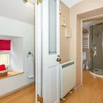 Semesterbostad Corner House