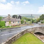 Corner House Semesterbostad