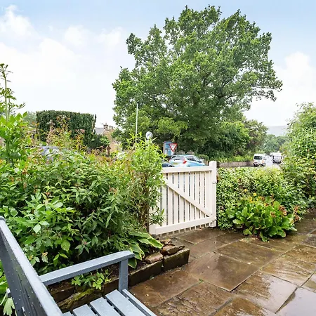 Corner House Semesterbostad *