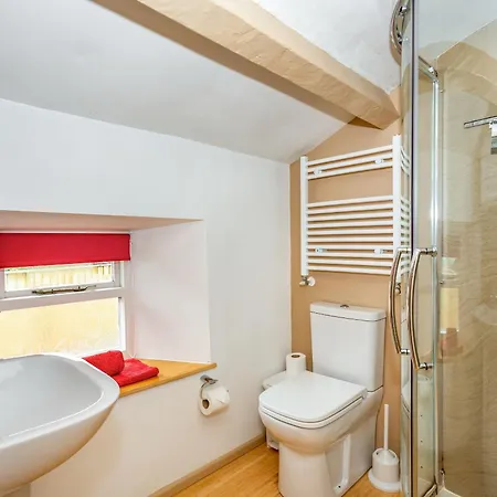 Corner House Semesterbostad Grinton